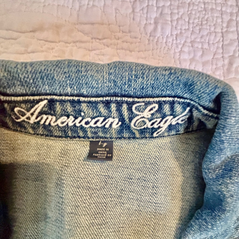 American Eagle Blue Denim Collar Detail - Picture 2 of 3